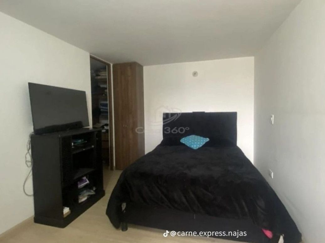 Apartamento de 3 alcobas en venta en El Dorado, Bogotá, 69 m² · foto 15 de 17