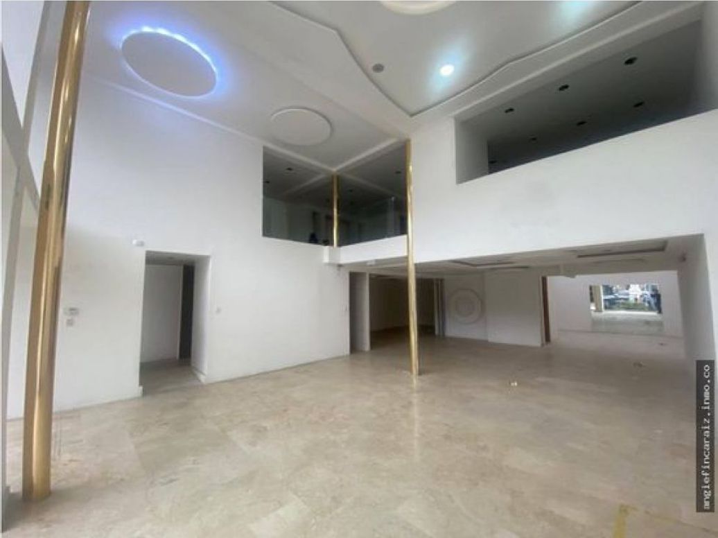 Casa de 5 alcobas en venta en Chapinero, Bogotá, 260 m² · foto 11 de 13