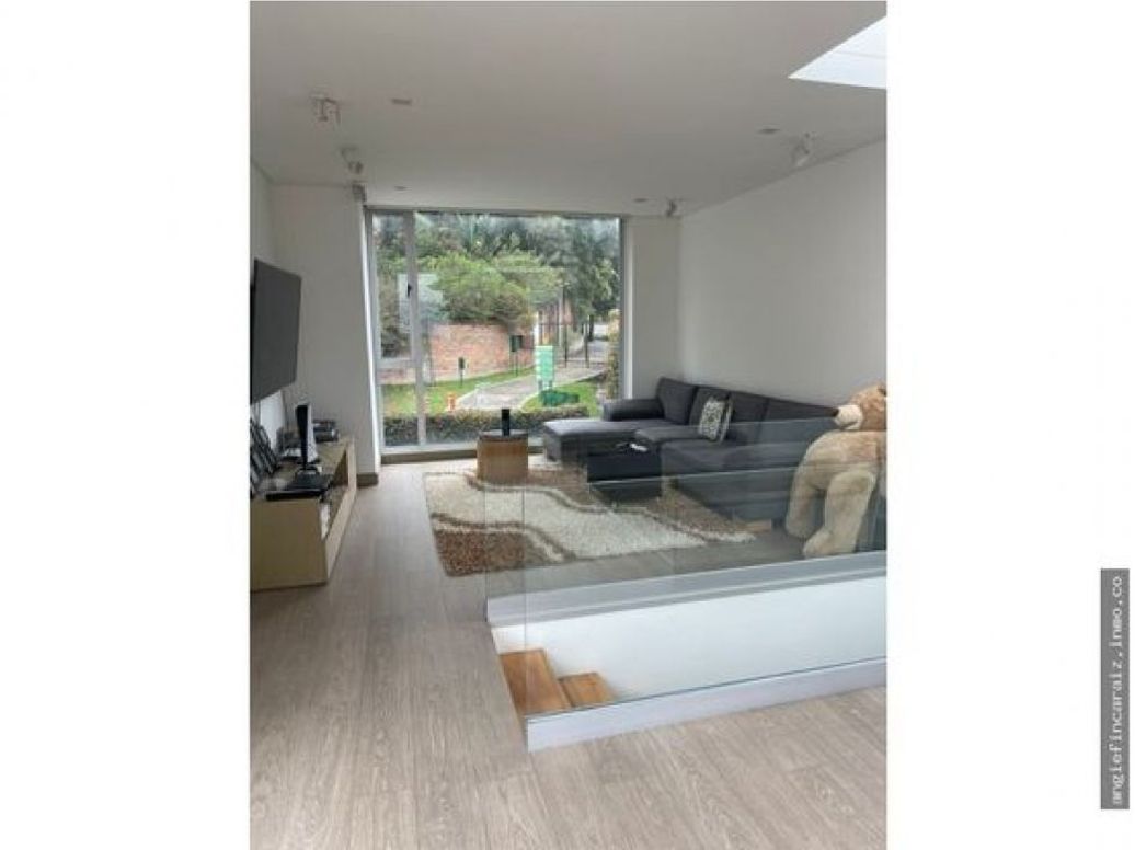 Casa de 4 alcobas en venta en Suba, Bogotá, 681 m² · foto 7 de 20