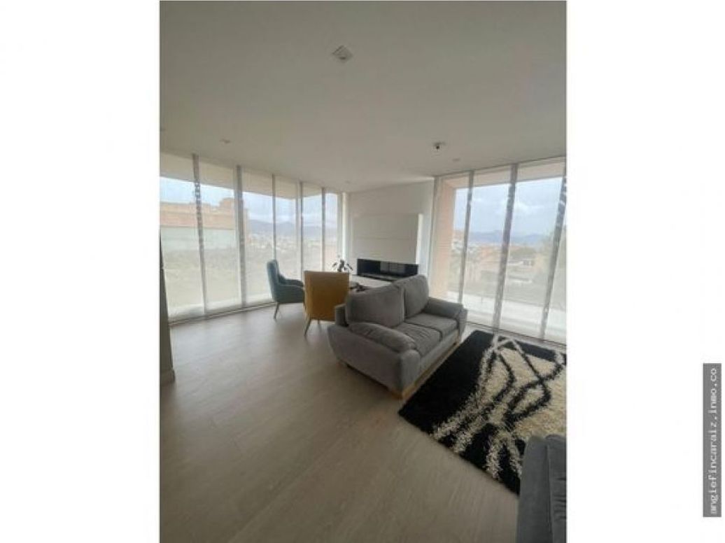 Casa de 4 alcobas en venta en Suba, Bogotá, 681 m² · foto 9 de 20