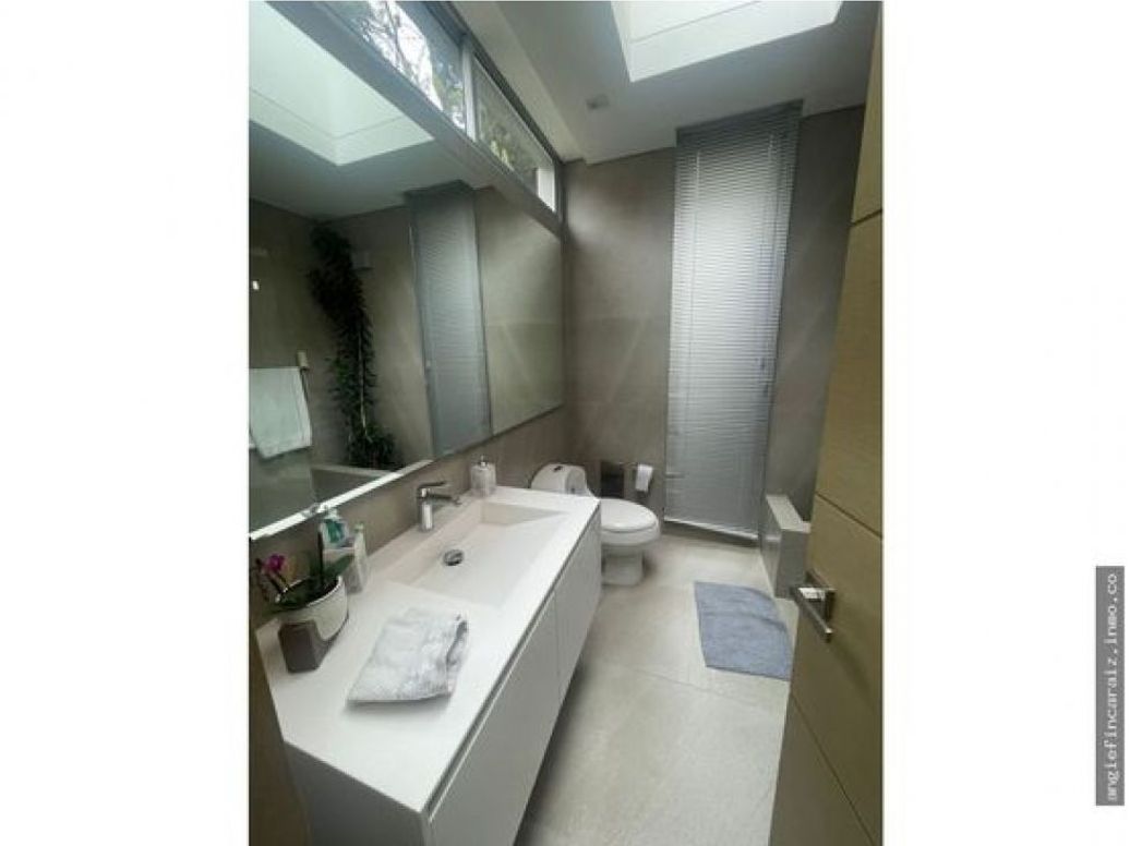 Casa de 4 alcobas en venta en Suba, Bogotá, 681 m² · foto 10 de 20