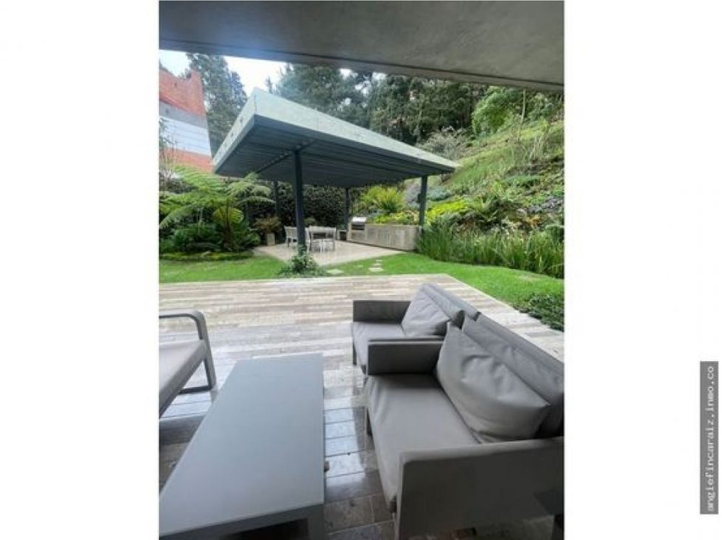 Casa de 4 alcobas en venta en Suba, Bogotá, 681 m² · foto 2 de 20