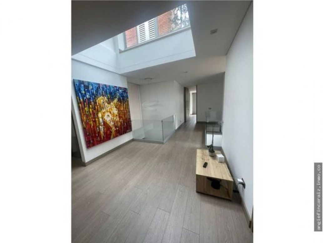 Casa de 4 alcobas en venta en Suba, Bogotá, 681 m² · foto 5 de 20