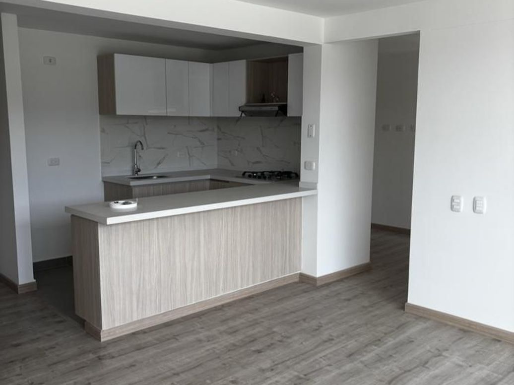 Apartamento de 3 alcobas en venta en Casa Blanca, Bogotá, 72 m² · foto 7 de 20