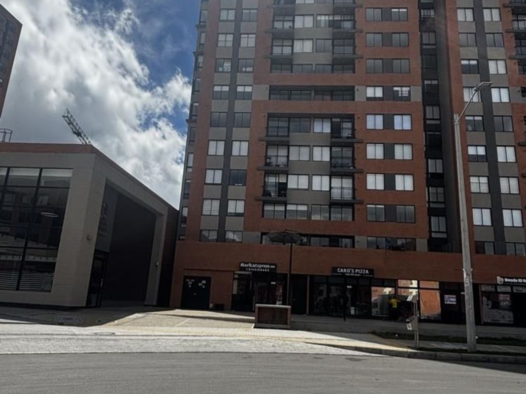 Apartamento de 3 alcobas en venta en Casa Blanca, Bogotá, 72 m² · foto 2 de 20