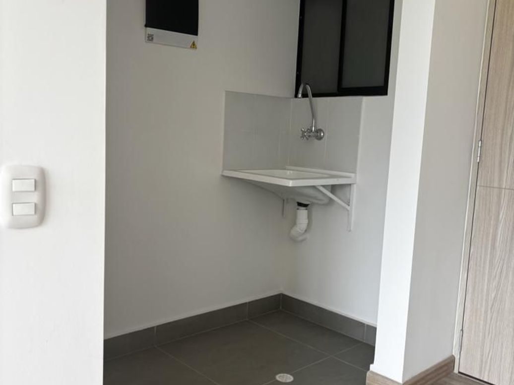 Apartamento de 3 alcobas en venta en Casa Blanca, Bogotá, 72 m² · foto 5 de 20