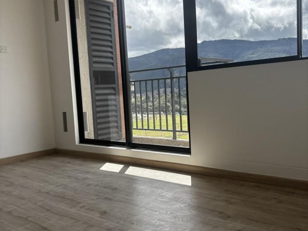 Apartamento de 3 alcobas en venta en Casa Blanca, Bogotá, 72 m² · foto 6 de 20