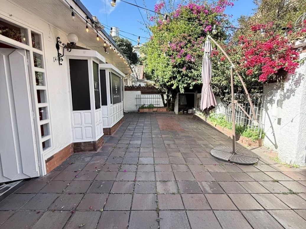 Casa de 4 alcobas en arriendo en El Contador, Bogotá, 292 m² · foto 2 de 16