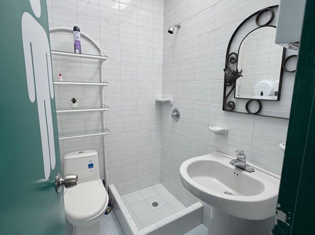 Casa de 4 alcobas en arriendo en El Contador, Bogotá, 292 m² · foto 15 de 16