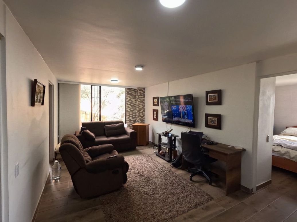 Apartamento de 2 alcobas en venta en María Cristina, Bogotá, 45 m² · foto 2 de 17