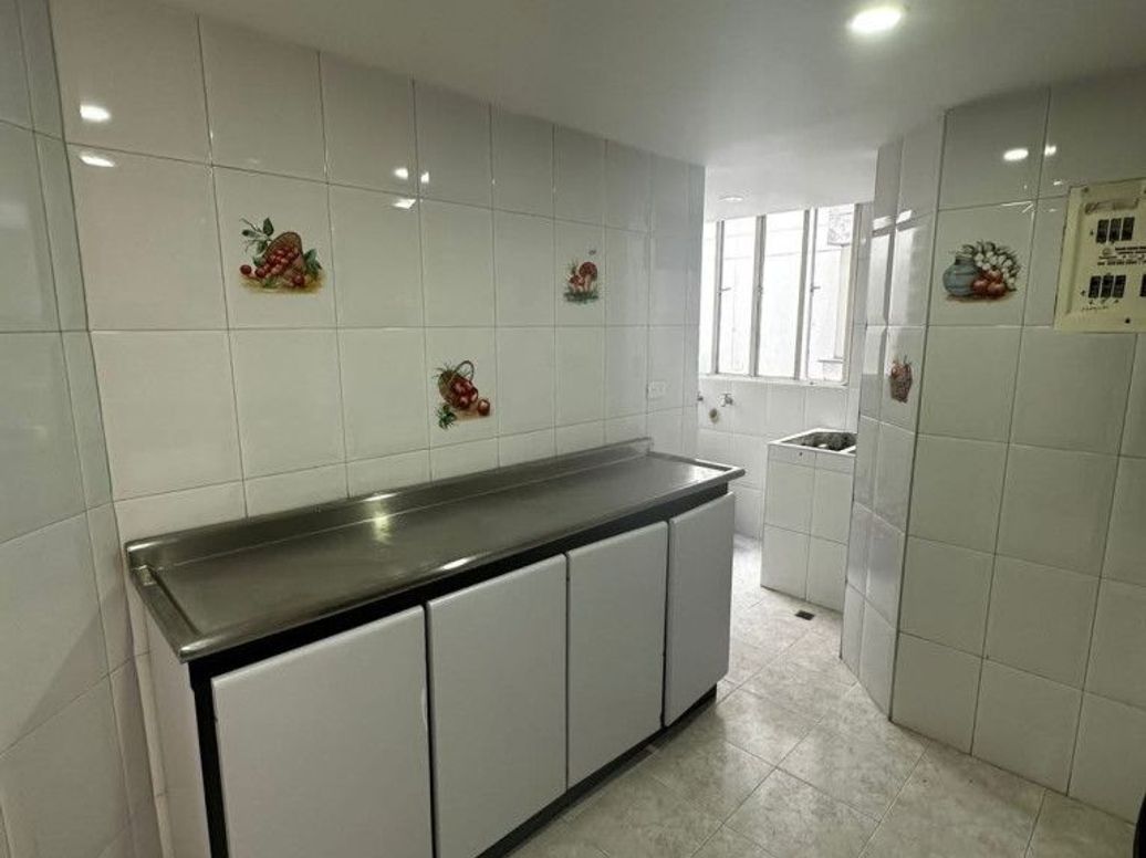 Apartamento de 3 alcobas en venta en Ub. Sabana De Tibabuyes, Bogotá, 67 m² · foto 6 de 10