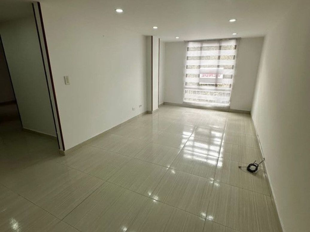 Apartamento de 3 alcobas en venta en Ub. Sabana De Tibabuyes, Bogotá, 67 m² · foto 2 de 10