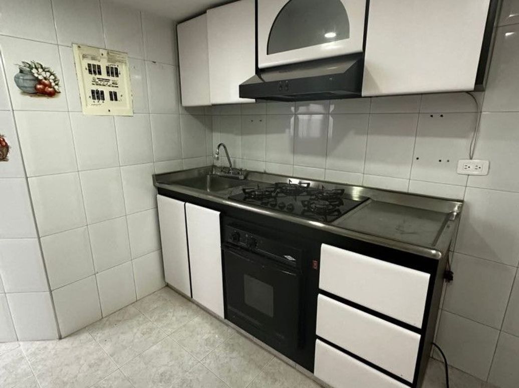 Apartamento de 3 alcobas en venta en Ub. Sabana De Tibabuyes, Bogotá, 67 m² · foto 7 de 10