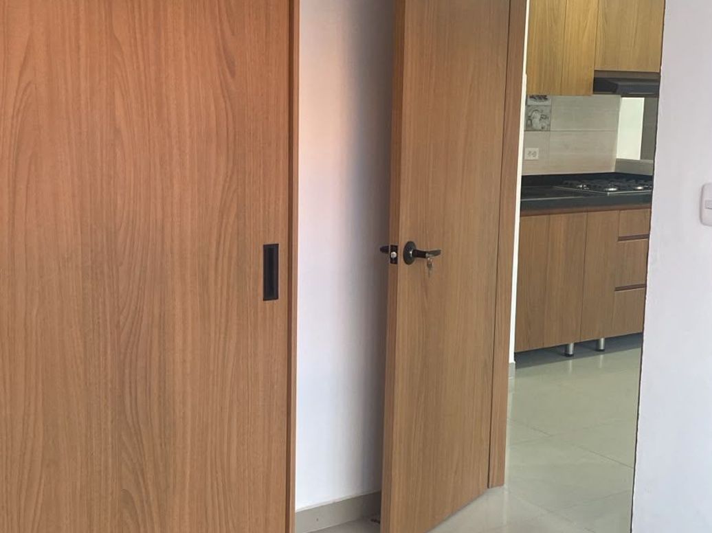 Apartamento en arriendo en Ciudad Jardín Sur, Bogotá · foto 4 de 8
