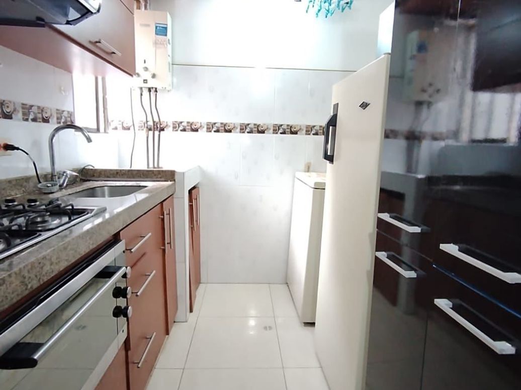 Apartamento de 3 alcobas en venta en Castilla, Bogotá, 55 m² · foto 12 de 20