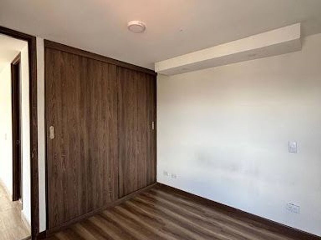 Apartamento de 2 alcobas en venta en Santa Lucía, Bogotá, 41 m² · foto 8 de 19