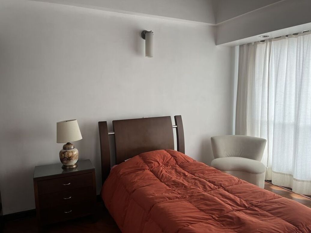 Apartamento de 4 alcobas en venta en San Patricio, Bogotá, 206 m² · foto 7 de 12
