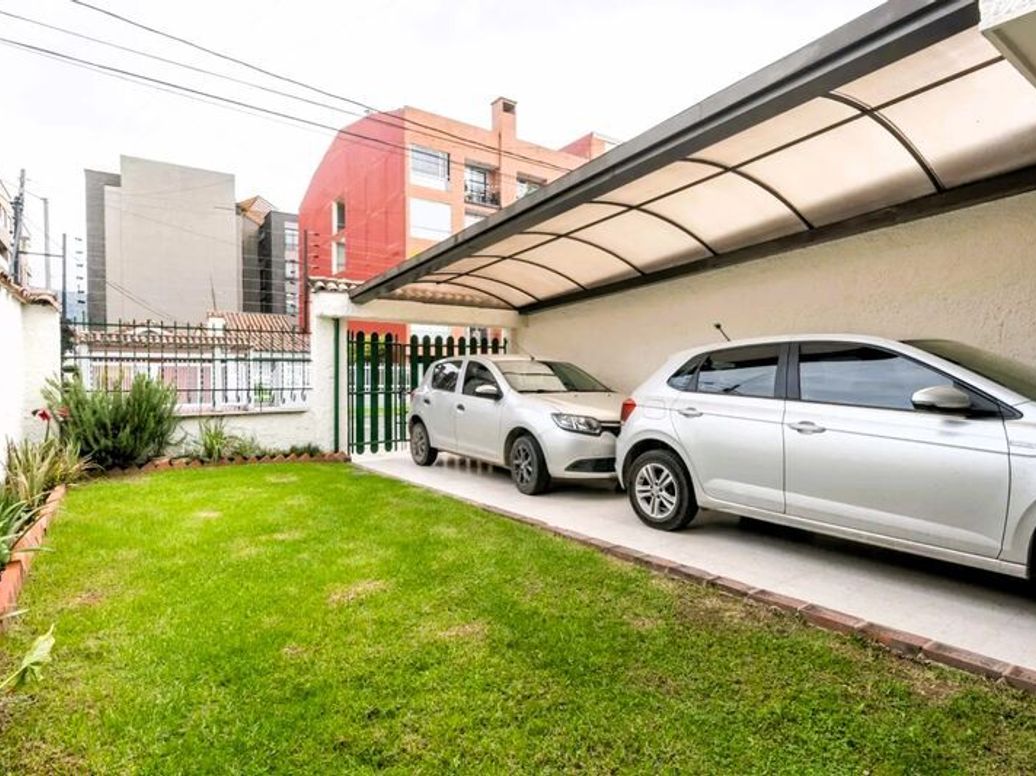 Casa de 5 alcobas en venta en Los Cedritos, Bogotá, 203 m² · foto 16 de 16
