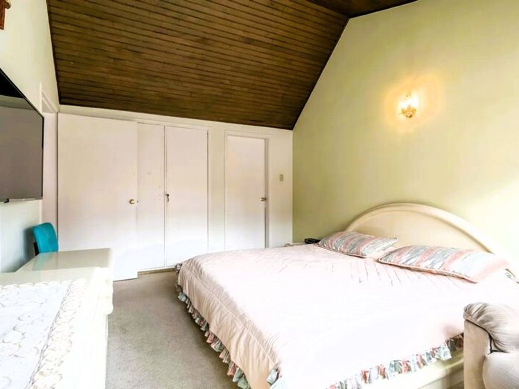 Casa de 5 alcobas en venta en Los Cedritos, Bogotá, 203 m² · foto 8 de 16