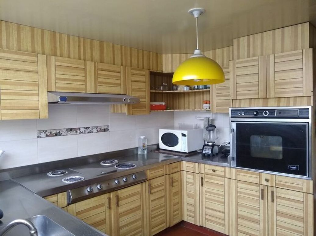 Casa de 7 alcobas en venta en Normandía, Bogotá, 506 m² · foto 16 de 20