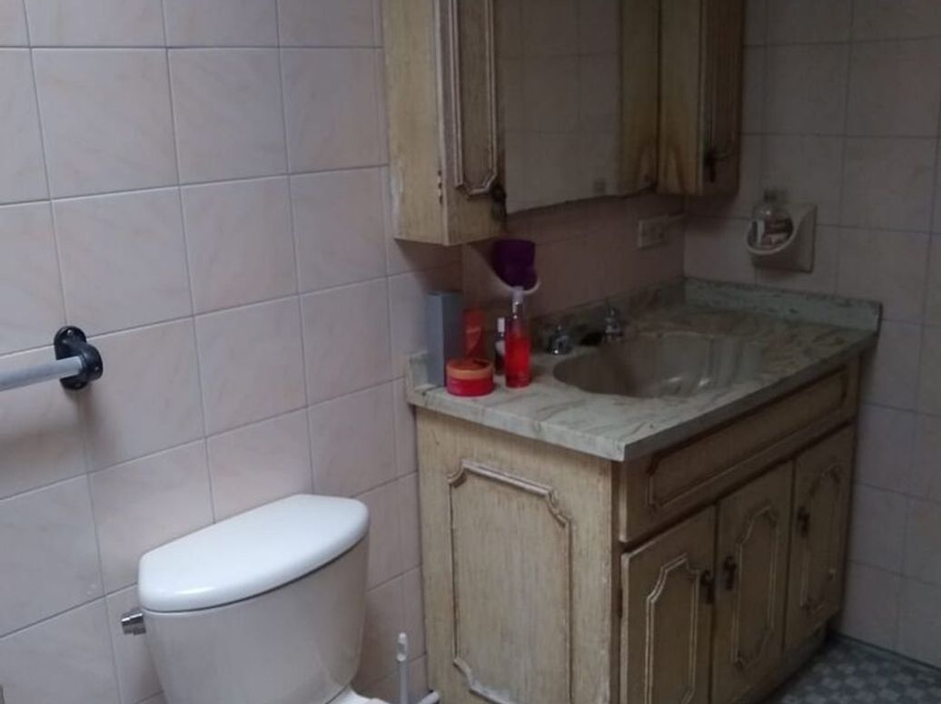 Casa de 7 alcobas en venta en Normandía, Bogotá, 506 m² · foto 18 de 20