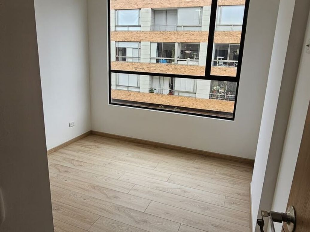 Apartamento de 3 alcobas en venta en Nuevo Contry, Bogotá, 103 m² · foto 9 de 15