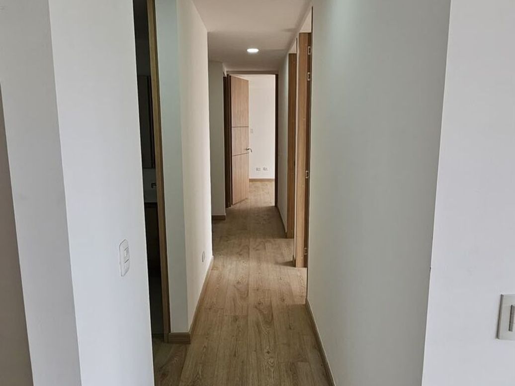 Apartamento de 3 alcobas en venta en Nuevo Contry, Bogotá, 103 m² · foto 12 de 15
