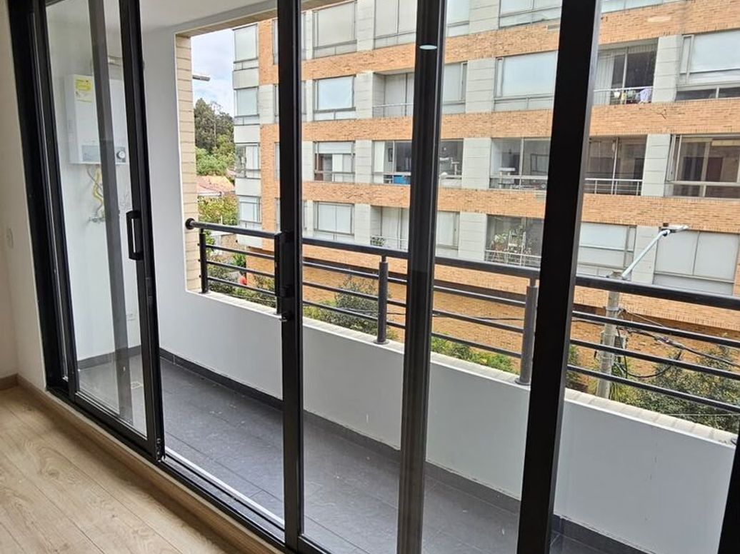 Apartamento de 3 alcobas en venta en Nuevo Contry, Bogotá, 103 m² · foto 6 de 15