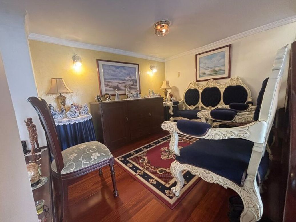 Casa de 4 alcobas en venta en Las Américas, Bogotá, 280 m² · foto 6 de 20