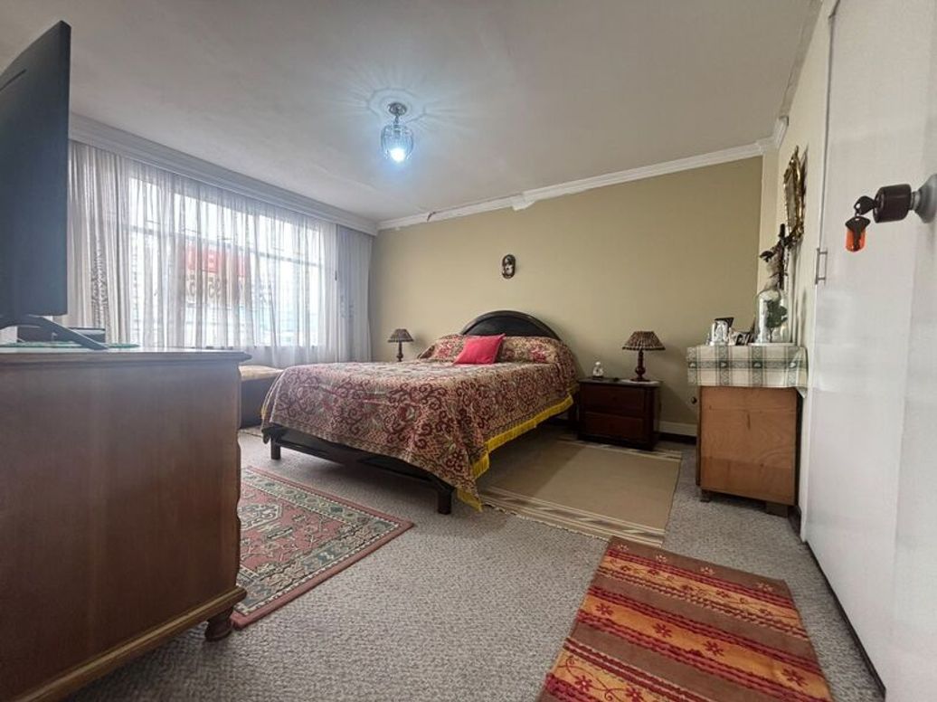 Casa de 4 alcobas en venta en Las Américas, Bogotá, 280 m² · foto 18 de 20