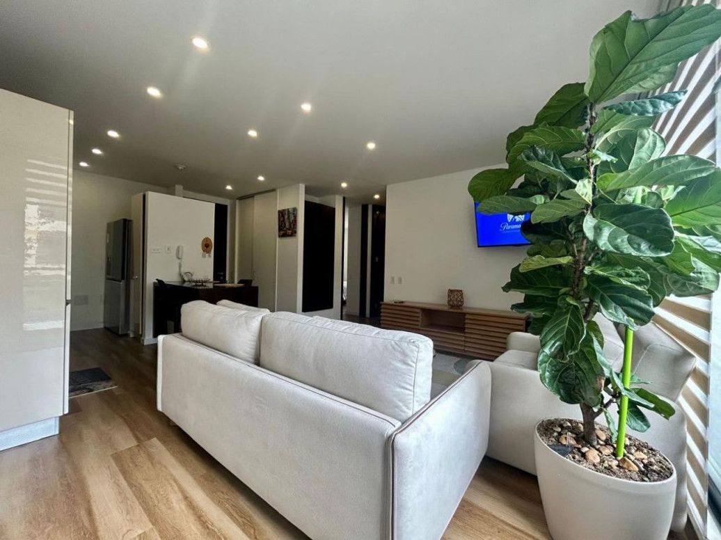 Apartamento de 2 alcobas en venta en Chico Norte Et. Ii, Bogotá, 84 m² · foto 4 de 20