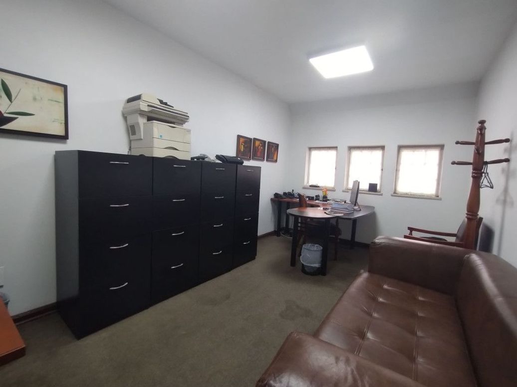 Casa de 5 alcobas en venta en La Magdalena, Bogotá, 398 m² · foto 16 de 20