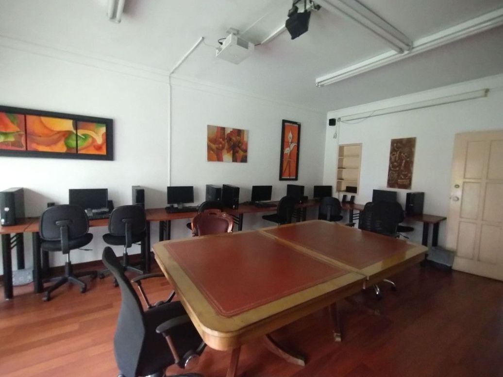Casa de 5 alcobas en venta en La Magdalena, Bogotá, 398 m² · foto 5 de 20