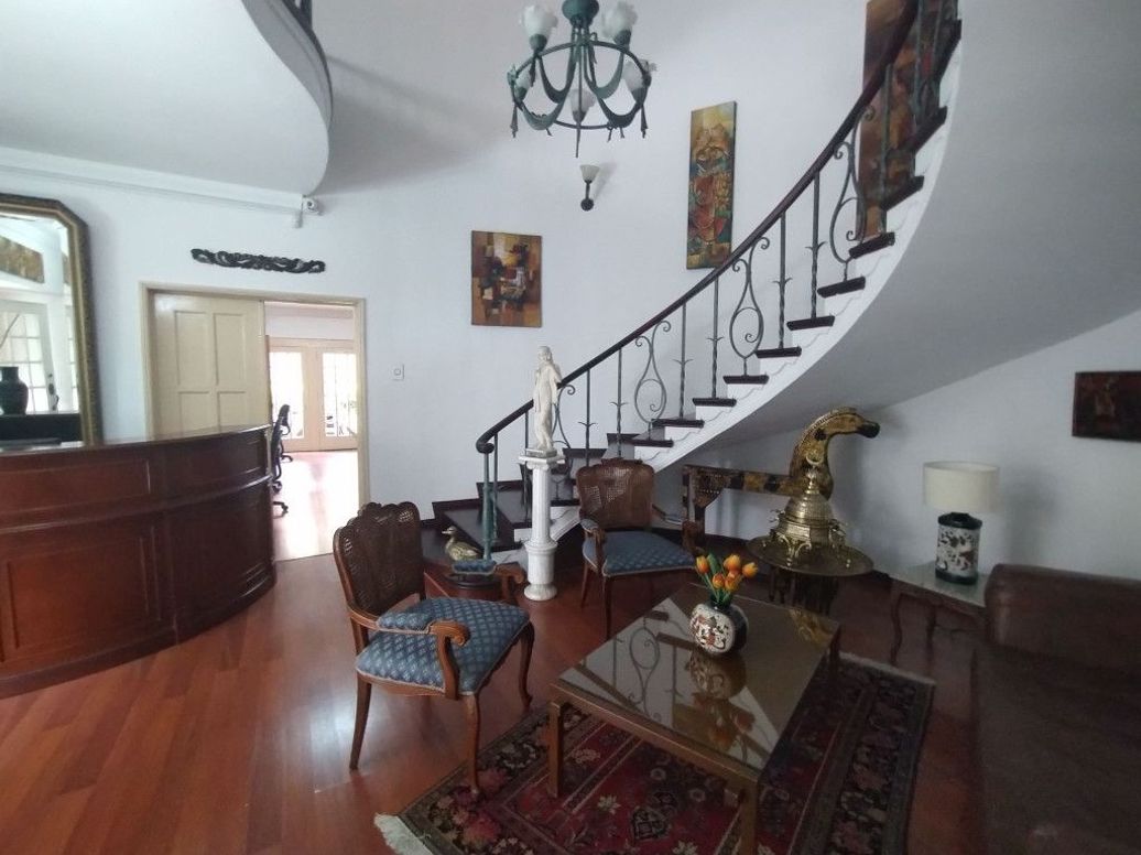 Casa de 5 alcobas en venta en La Magdalena, Bogotá, 398 m² · foto 11 de 20