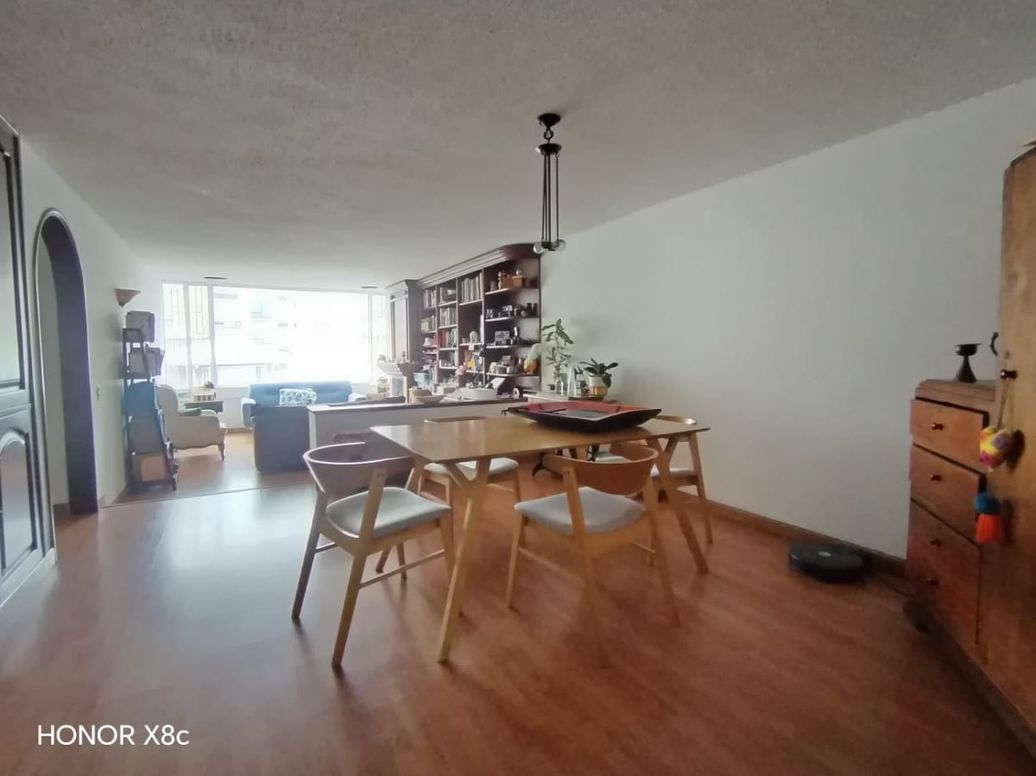 Apartamento de 2 alcobas en venta en Santa Paula, Bogotá, 92 m² · foto 3 de 20