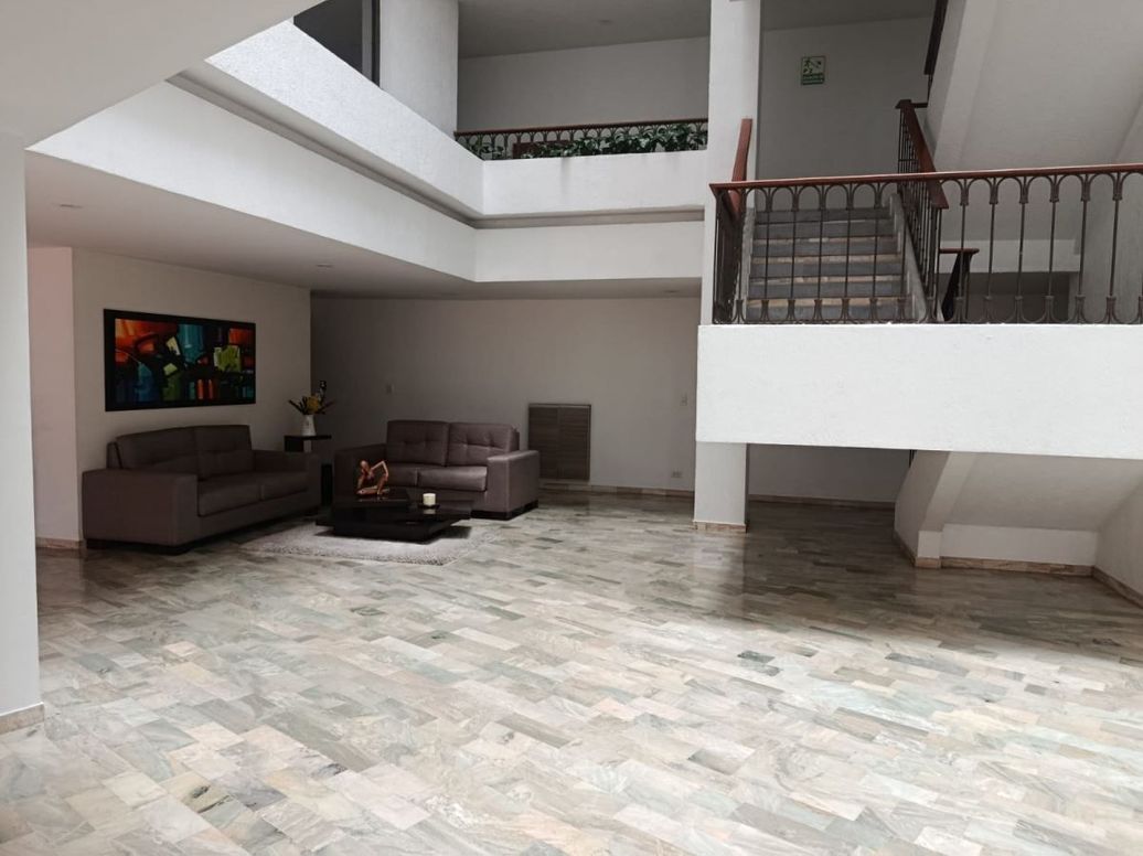 Apartamento de 3 alcobas en venta en Santa Barbara, Bogotá, 124 m² · foto 11 de 14