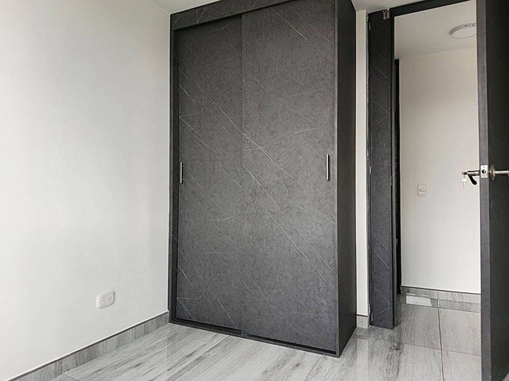Apartamento de 2 alcobas en venta en Centro Fontibon, Bogotá, 41 m² · foto 8 de 20