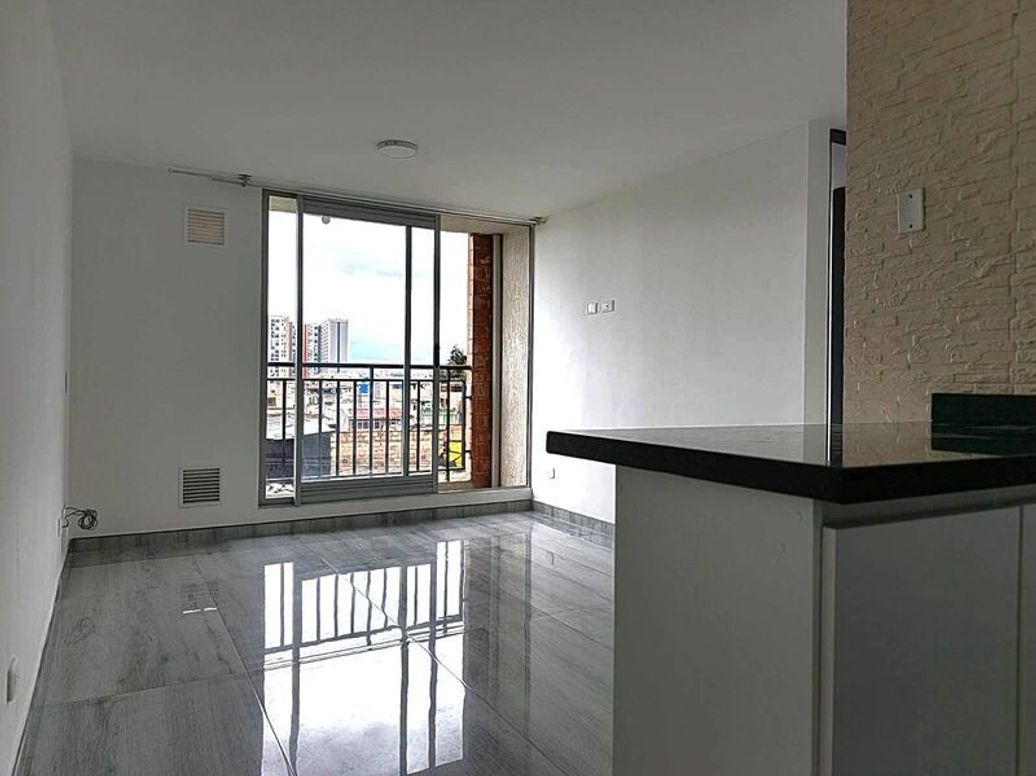 Apartamento de 2 alcobas en venta en Centro Fontibon, Bogotá, 41 m² · foto 2 de 20