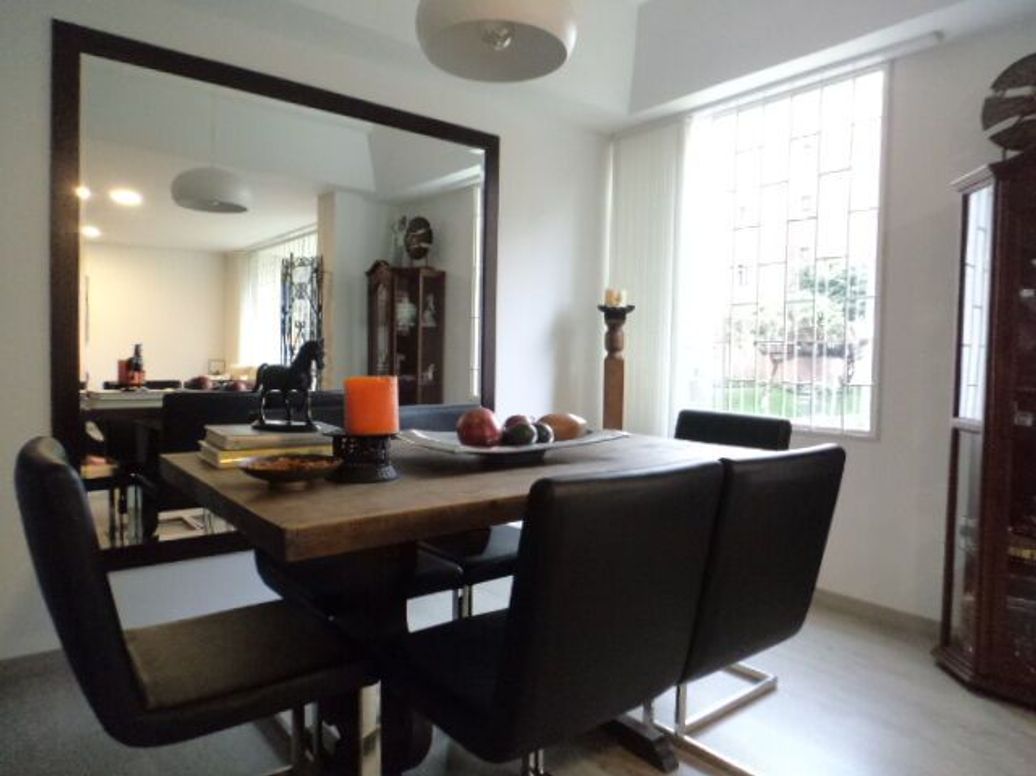 Apartamento de 3 alcobas en venta en Santa Barbara Central, Bogotá, 119 m² · foto 4 de 20