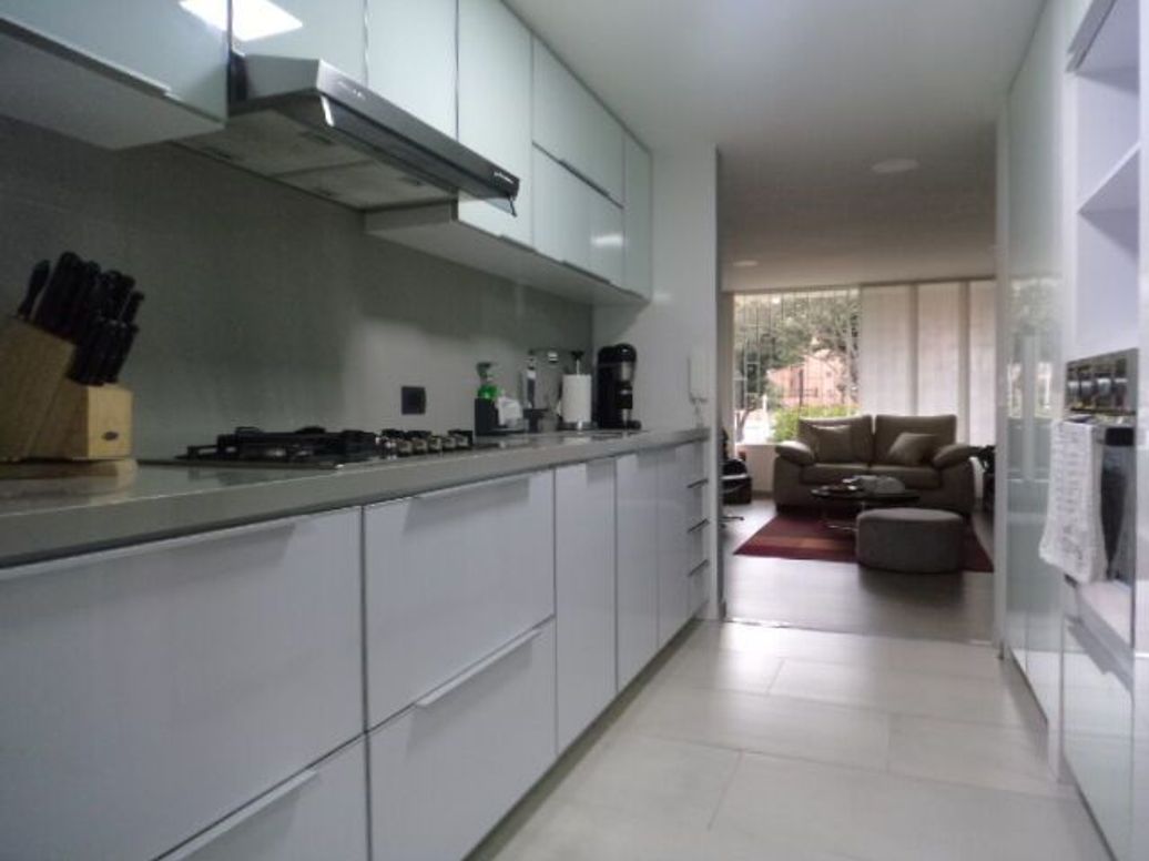 Apartamento de 3 alcobas en venta en Santa Barbara Central, Bogotá, 119 m² · foto 19 de 20