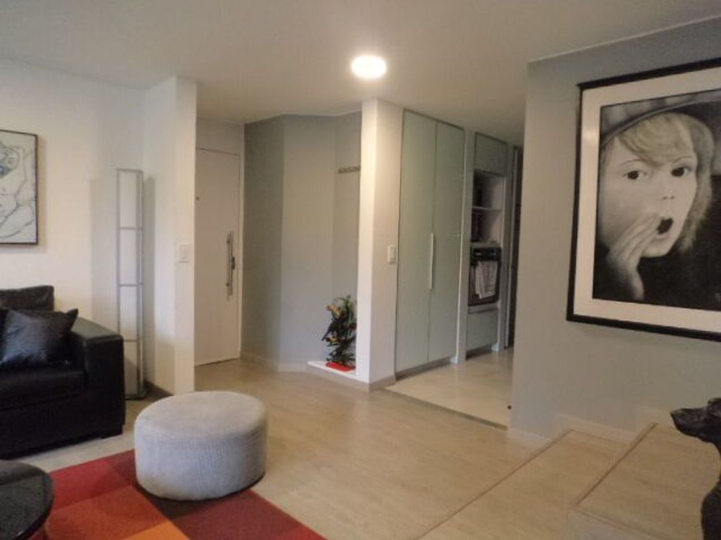 Apartamento de 3 alcobas en venta en Santa Barbara Central, Bogotá, 119 m² · foto 6 de 20