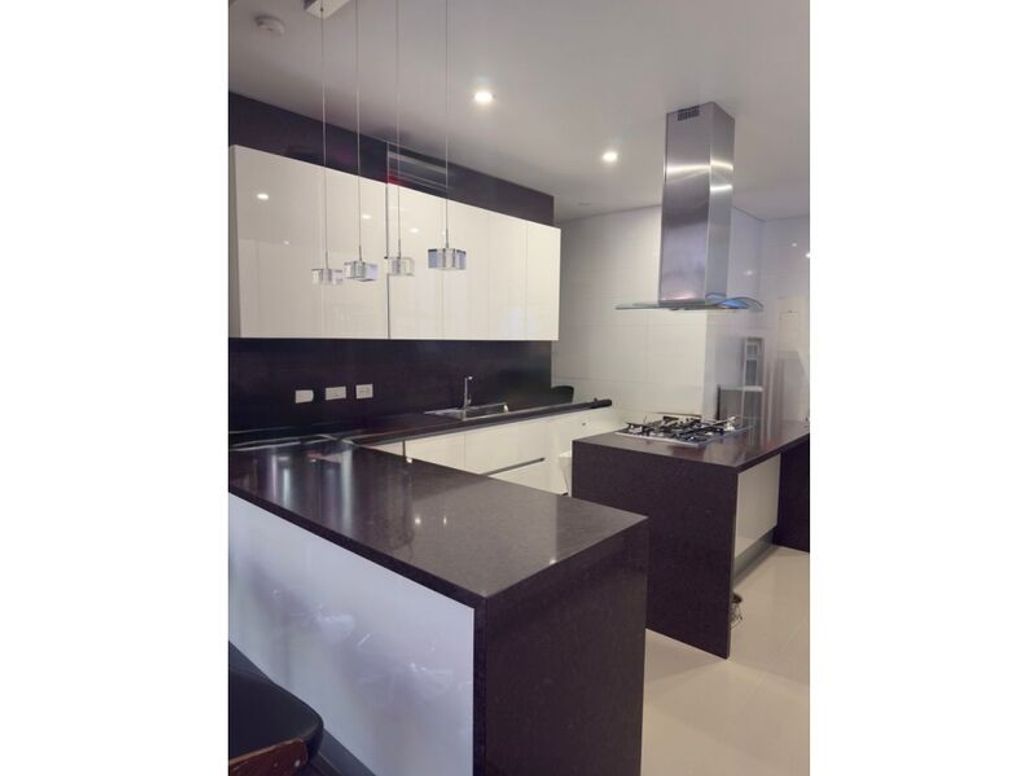 Apartamento de 3 alcobas en venta en Los Alpes, Bogotá, 288 m² · foto 12 de 20