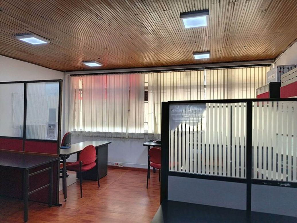 Casa de 11 alcobas en venta en La Soledad, Bogotá, 400 m² · foto 16 de 20