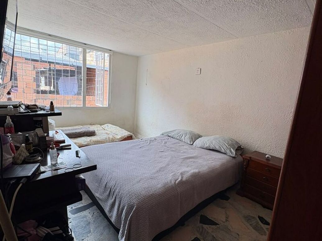 Casa de 7 alcobas en venta en Floralia Ii Sector, Bogotá, 102 m² · foto 11 de 18