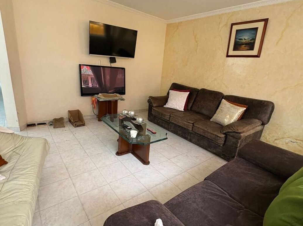 Casa de 7 alcobas en venta en Floralia Ii Sector, Bogotá, 102 m² · foto 9 de 18