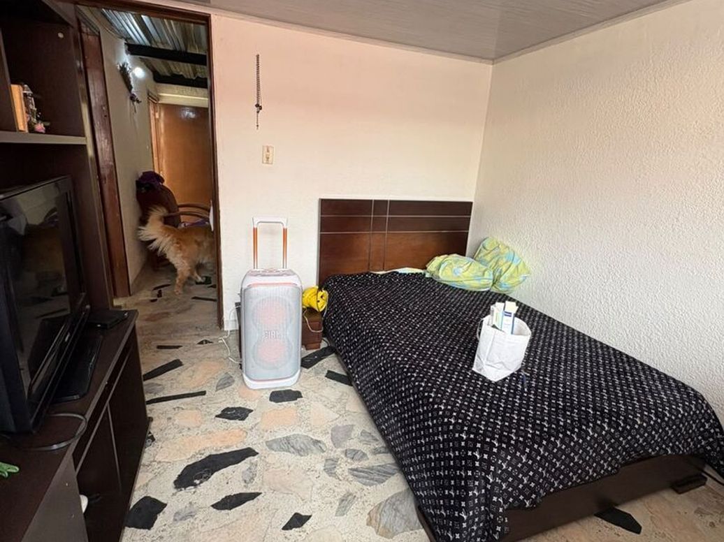 Casa de 7 alcobas en venta en Floralia Ii Sector, Bogotá, 102 m² · foto 12 de 18