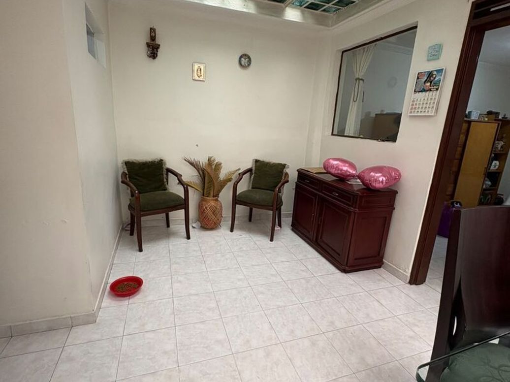 Casa de 7 alcobas en venta en Floralia Ii Sector, Bogotá, 102 m² · foto 3 de 18