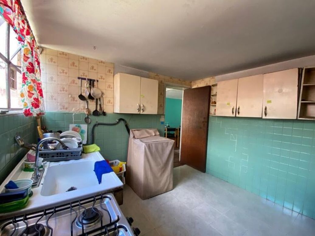 Casa de 7 alcobas en venta en Ciudad Universitaria, Bogotá, 370 m² · foto 5 de 10
