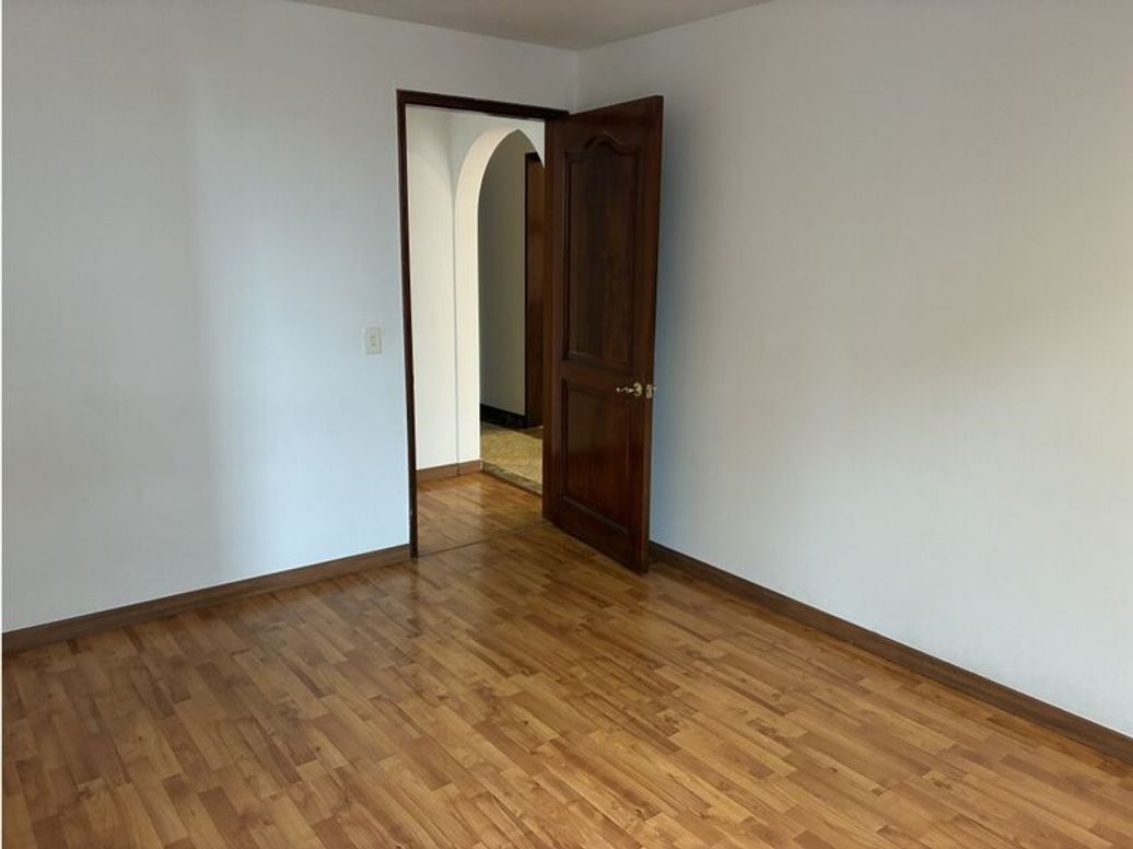 Apartamento de 2 alcobas en venta en Las Acacias, Bogotá, 64 m² · foto 10 de 17