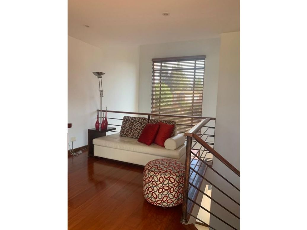 Casa de 4 alcobas en venta en Guaymaral, Bogotá, 310 m² · foto 12 de 13